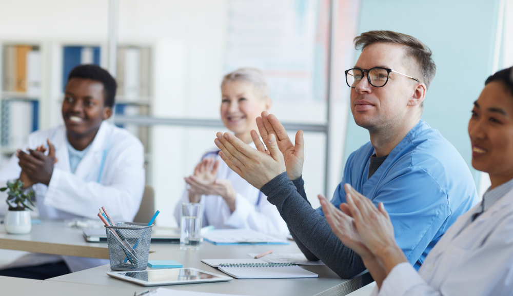 Treinamento de compliance para distribuidores e agentes da Medtronic